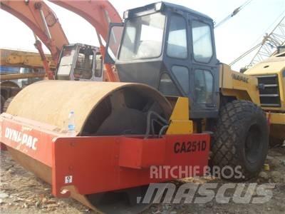 Dynapac CA 251 D 单轮压路机