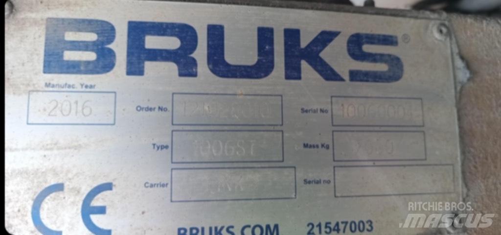 Bruks 1006 ST 木材削片机