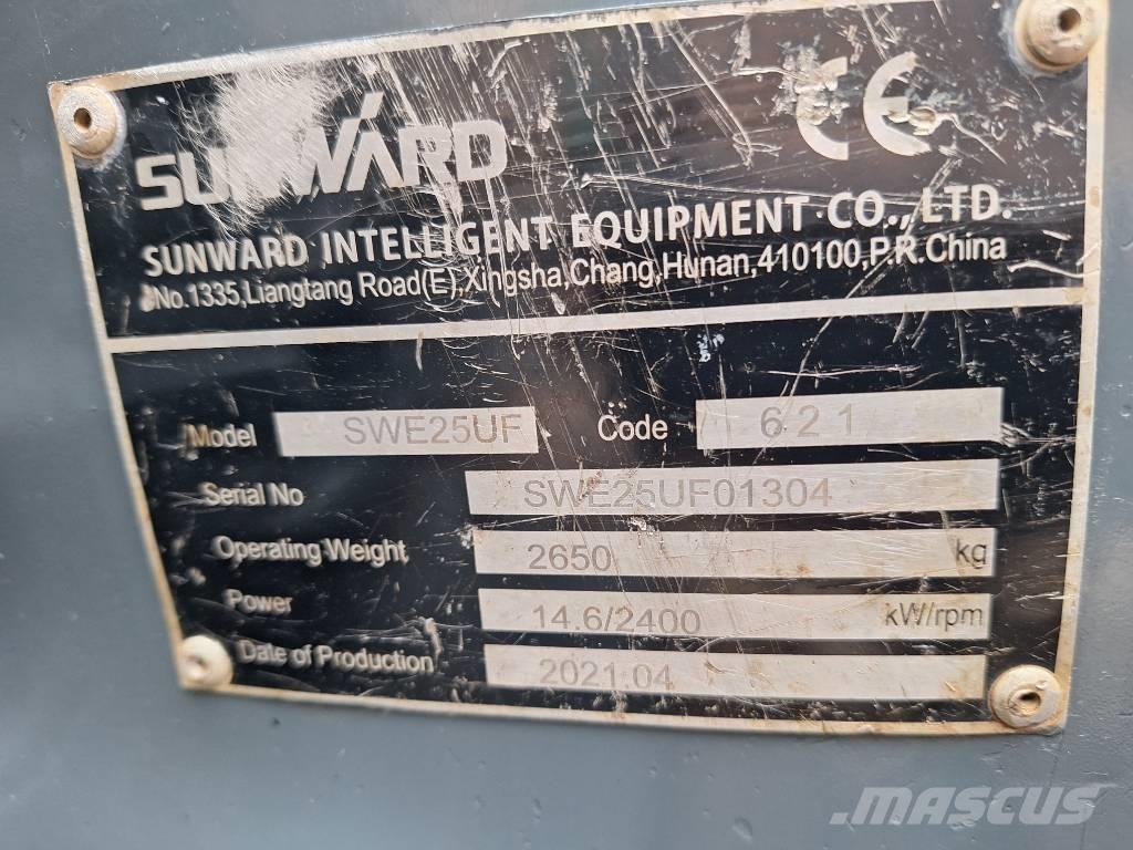 Sunward SWE 25 UF 小型挖掘机