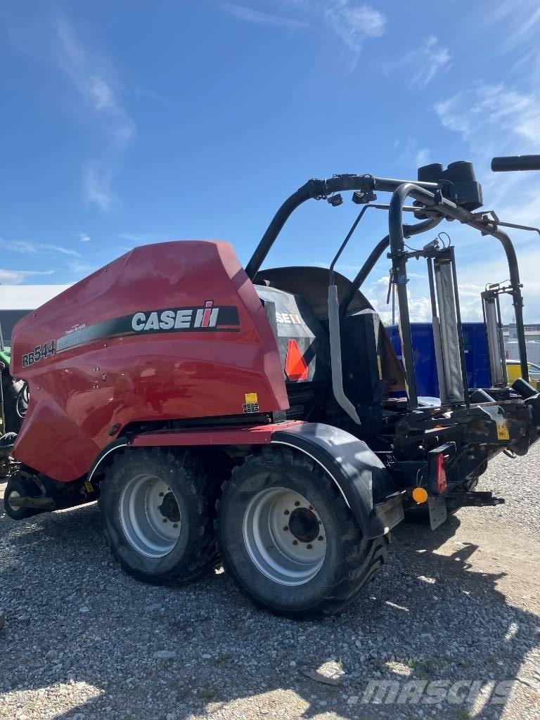 Case IH RB 544 圆捆打捆机