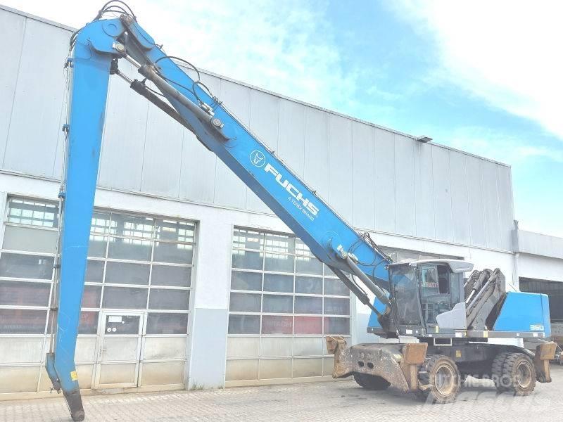 Fuchs MHL 360 F 工业挖掘机