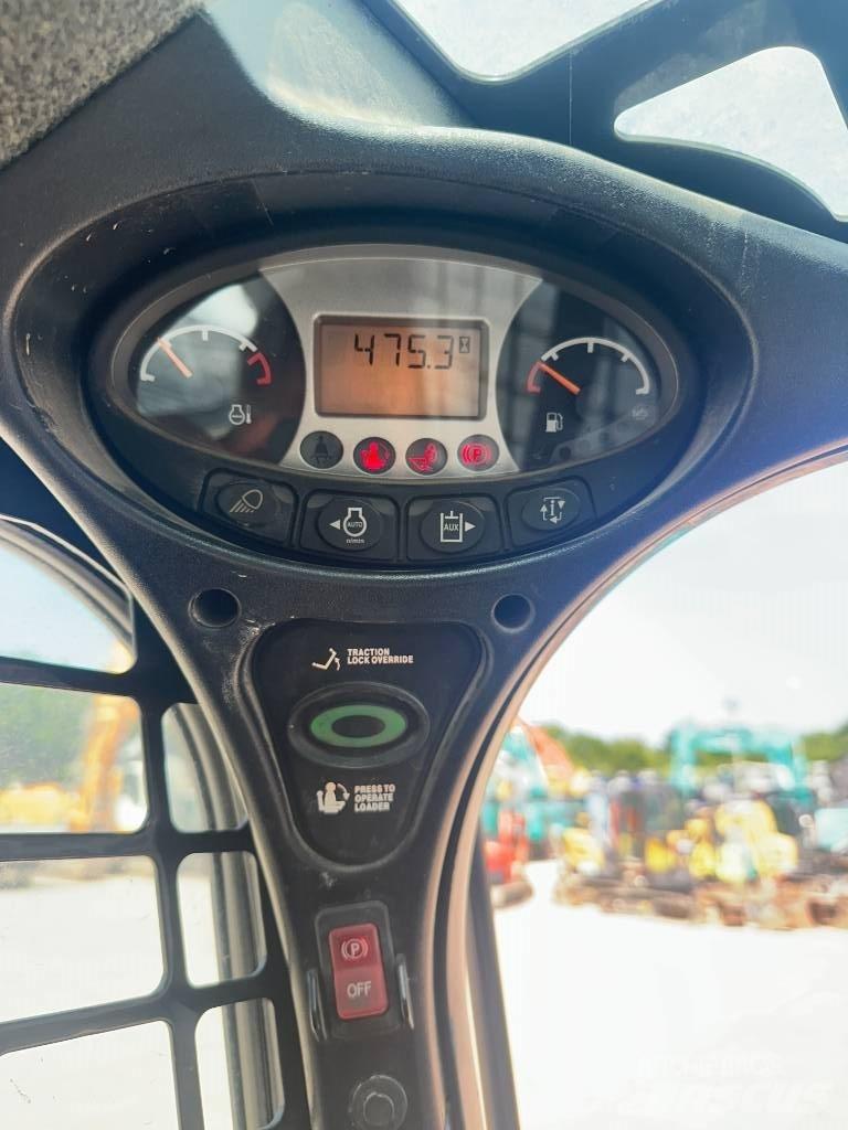 Bobcat S 450 滑移装载机