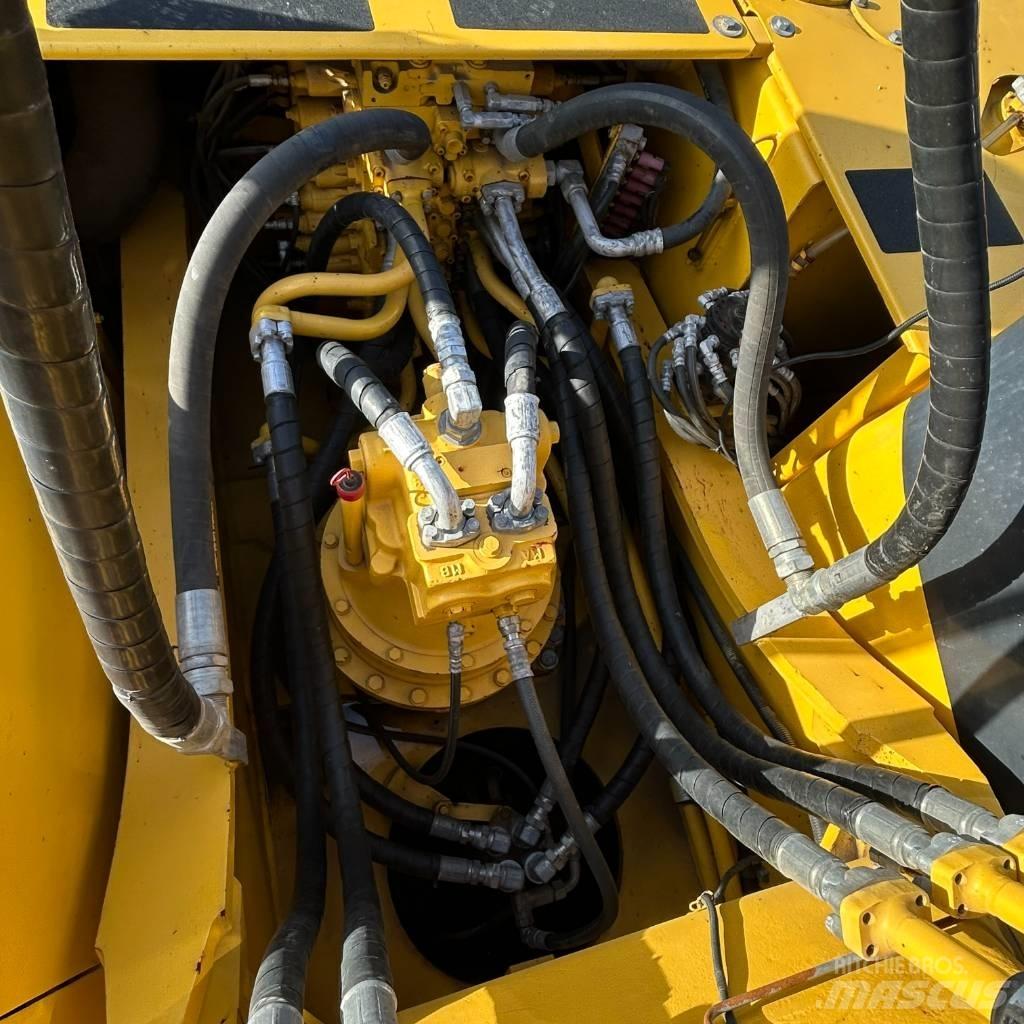 Komatsu 350-7 履带挖掘机