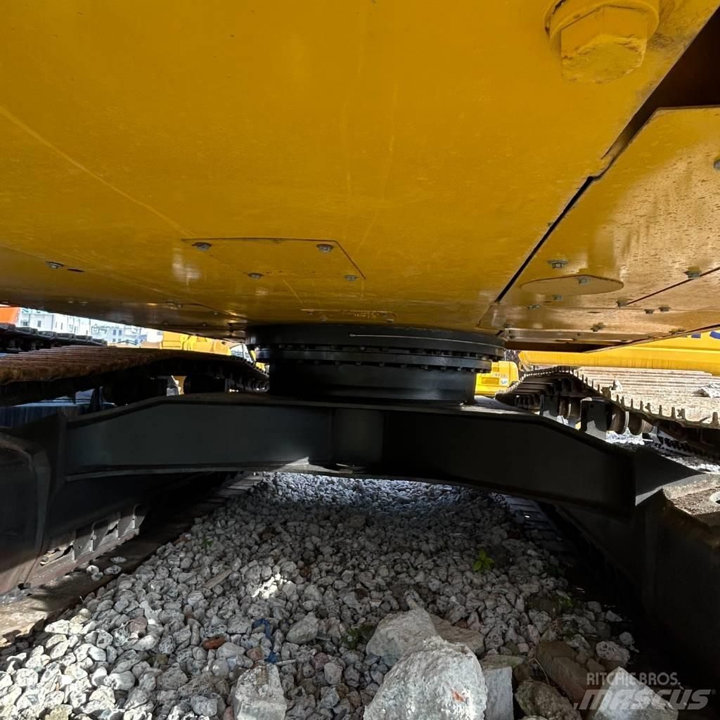 Komatsu 350-7 履带挖掘机