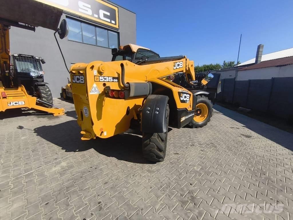 JCB 535-95 伸缩臂叉装车|叉装车