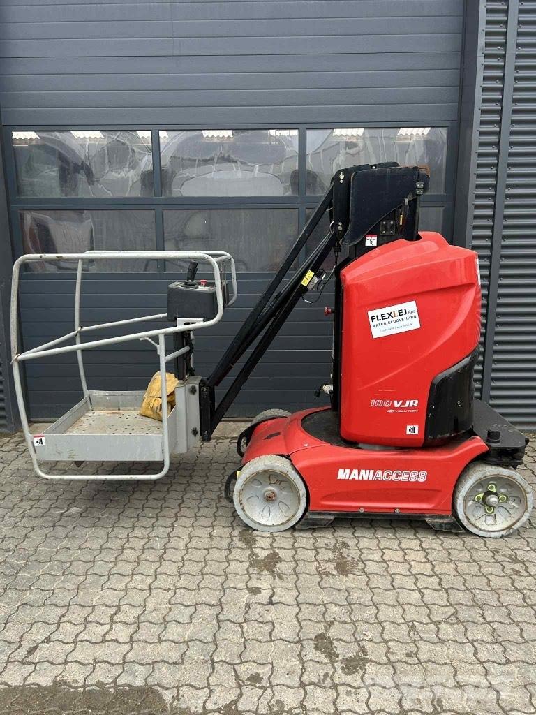 Manitou 100 VJR 客货电梯