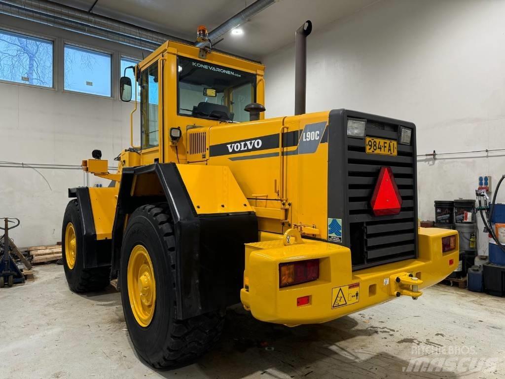 Volvo L 90C 轮式装载机