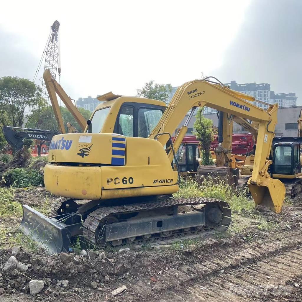 Komatsu PC60-7 小型挖掘机