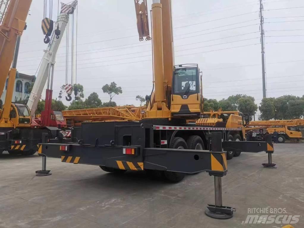 XCMG XZJ5434JQZ70K 履带式装载机