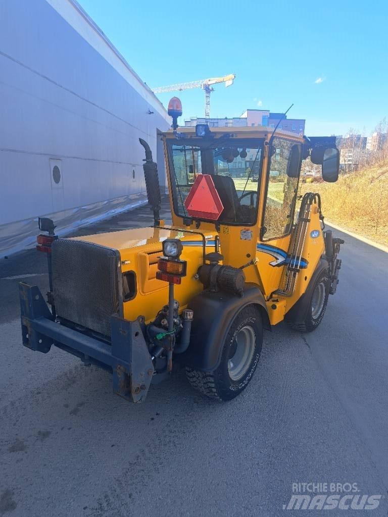 Wille 355 B 全地形车