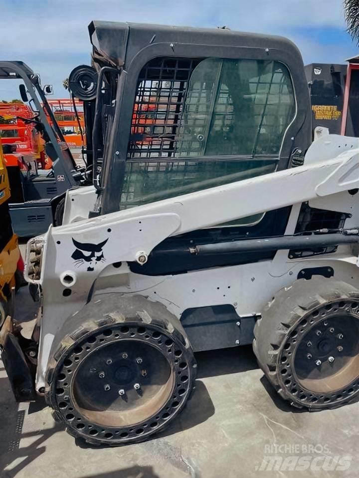 Bobcat S 550 滑移装载机