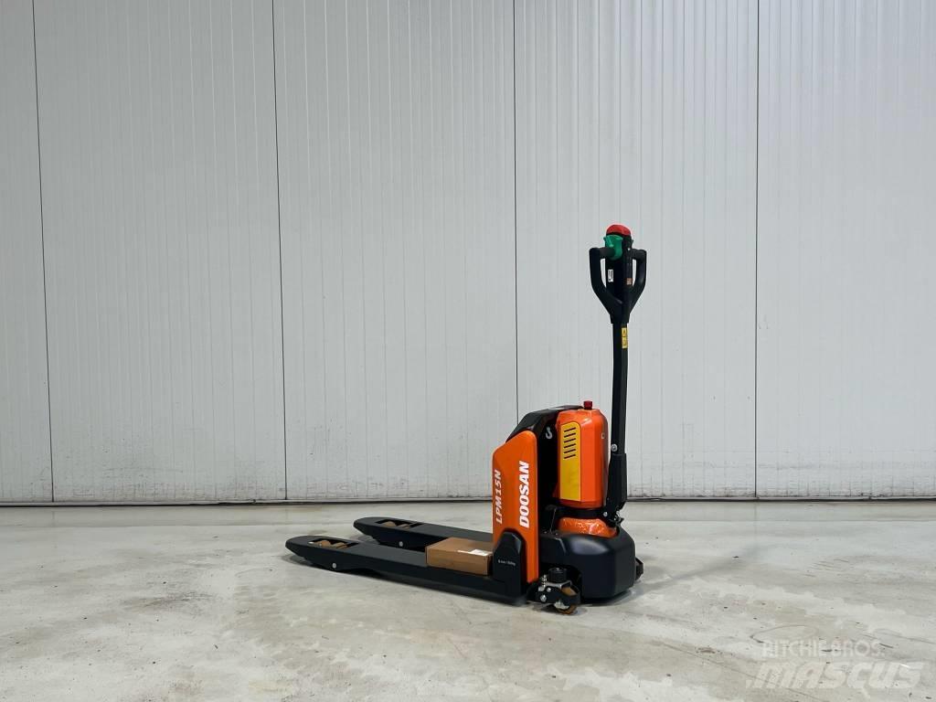 Doosan LPM15N-7 手摇升降机