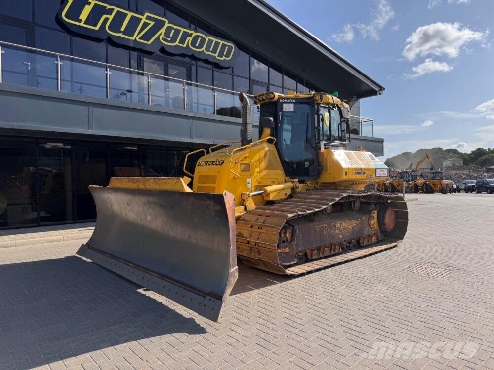 Komatsu D71 PXi-24EO 履带式推土机