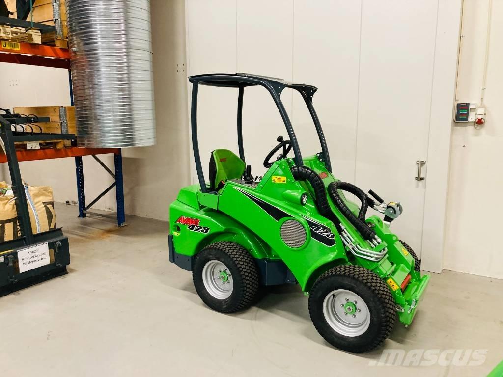Avant 423 小型装载机