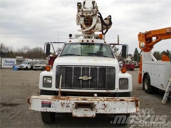 Altec D947BB 车载式高空作业车