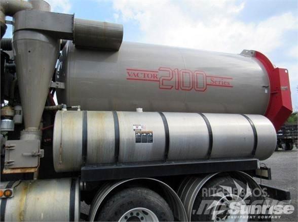 Vactor 2100 坦克