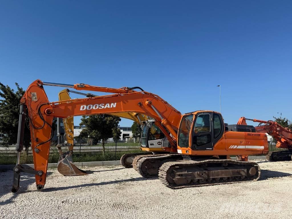 Doosan DX 340 LC 履带挖掘机