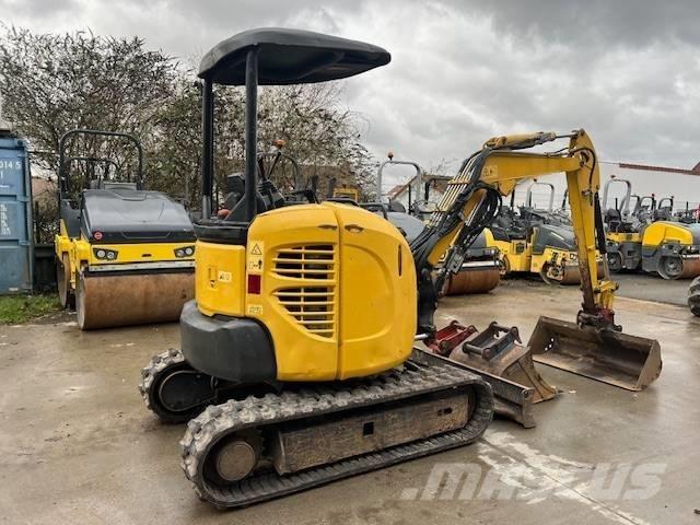 Komatsu PC 26 MR-3 小型挖掘机