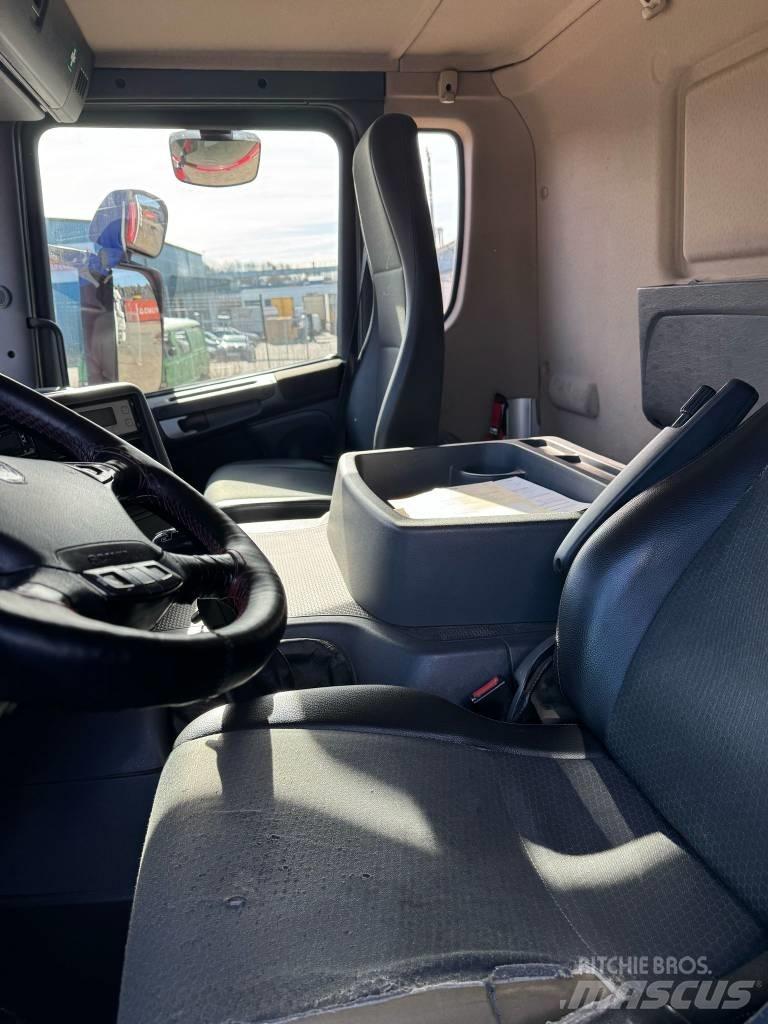 Scania P 280 冷藏车