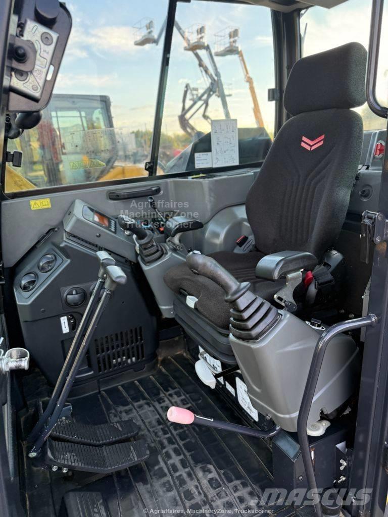 Yanmar B7-6S 中型挖掘机