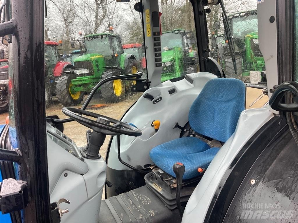 New Holland T 4.85 拖拉机/农用车