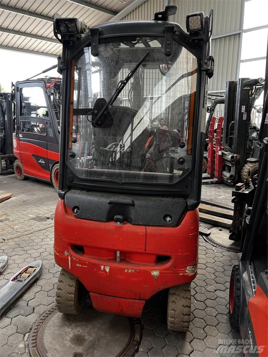 Linde E20PH 电动叉车