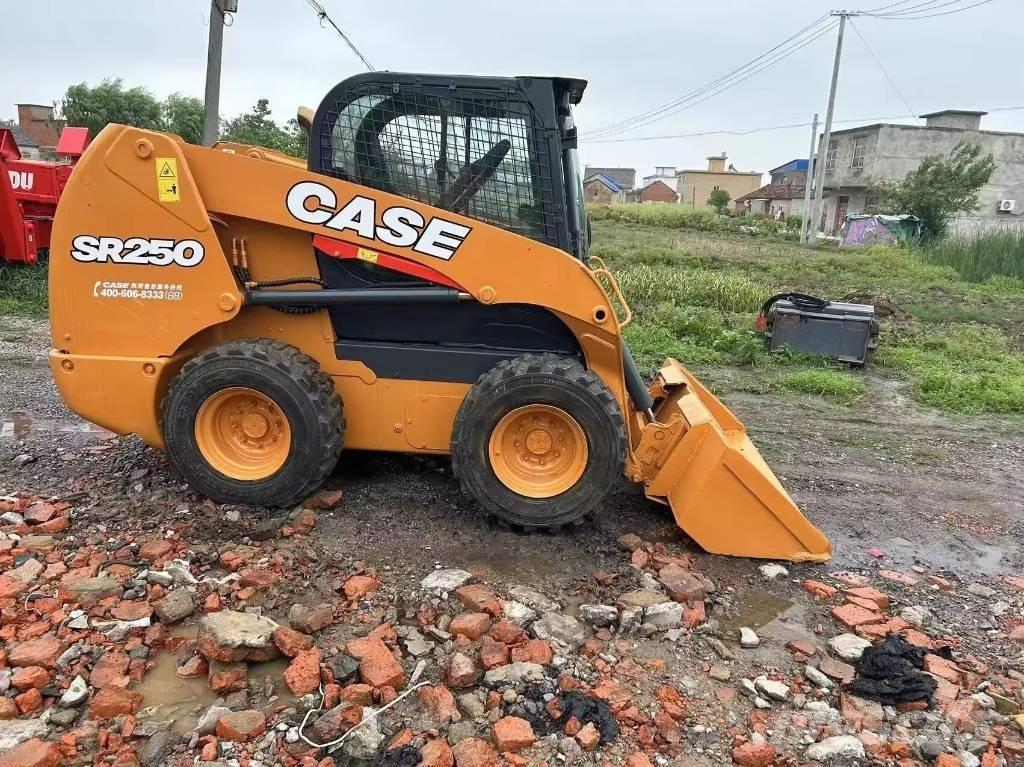 CASE SR 250 滑移装载机
