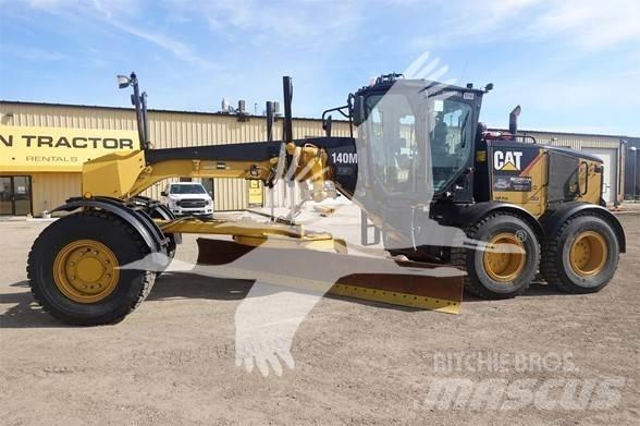 CAT 140 AWD 平地机/推土机