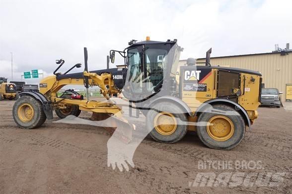 CAT 140M 平地机/推土机
