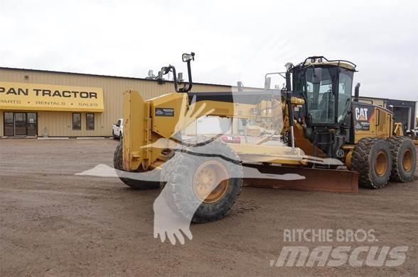 CAT 14M 平地机/推土机