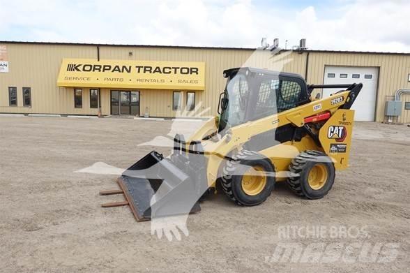 CAT 262D3 滑移装载机