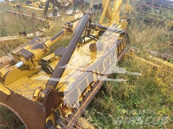 CAT 3852628 推铲