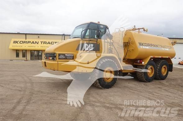 CAT 730 水罐车