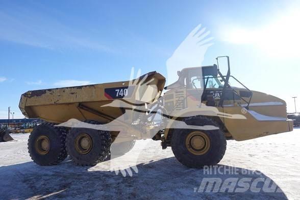 CAT 740 铰接式自卸车