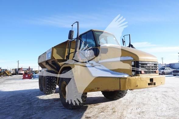 CAT 740 铰接式自卸车