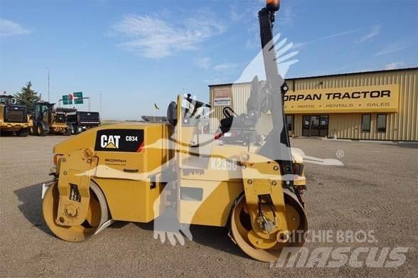 CAT CB34 单轮压路机