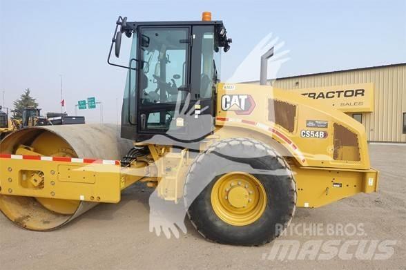 CAT CS54B 单轮压路机