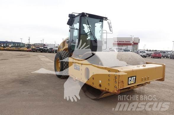 CAT CS74B 单轮压路机