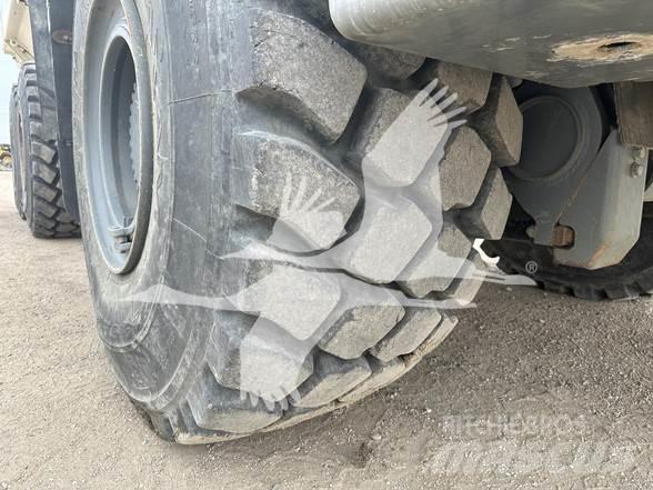 Terex TA400 铰接式自卸车