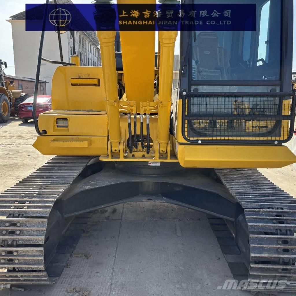 Komatsu PC 130 中型挖掘机