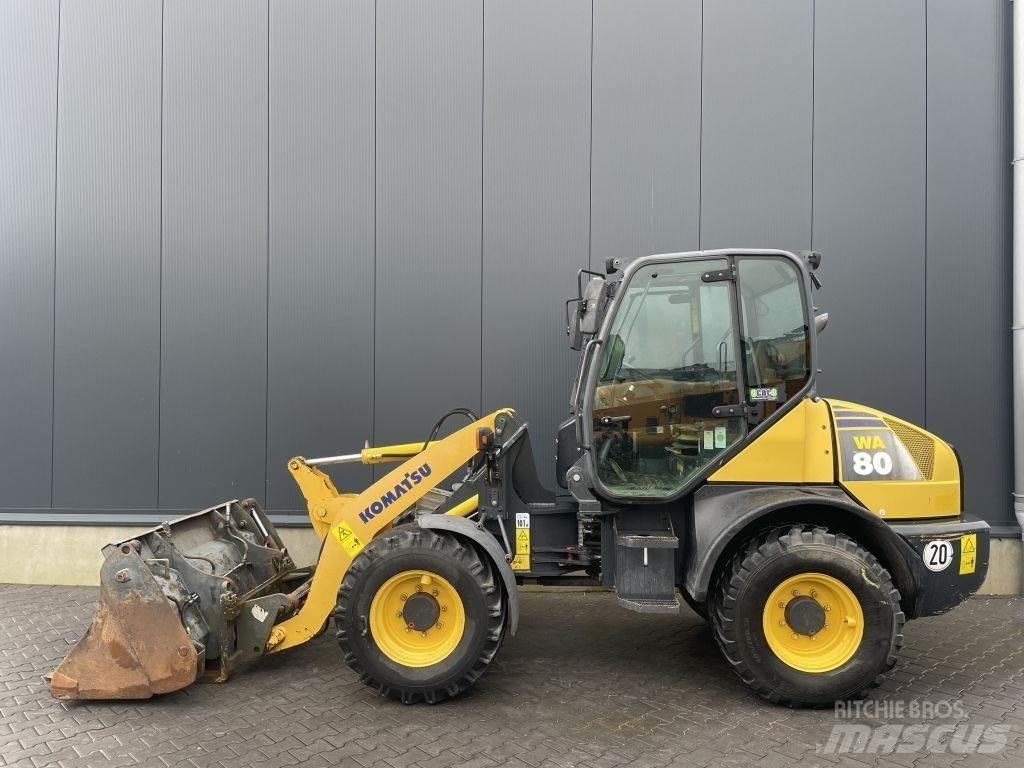 Komatsu WA80-6 轮式装载机