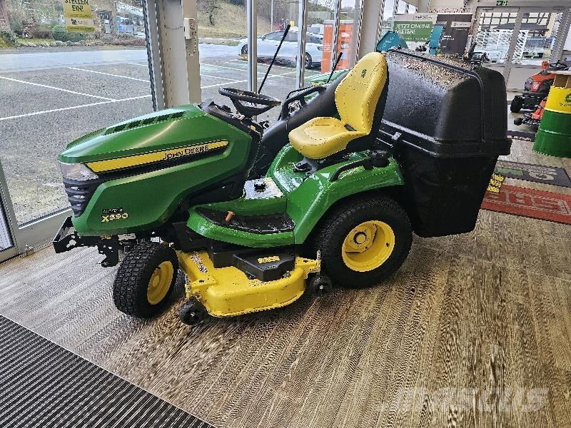 John Deere X590 割草机