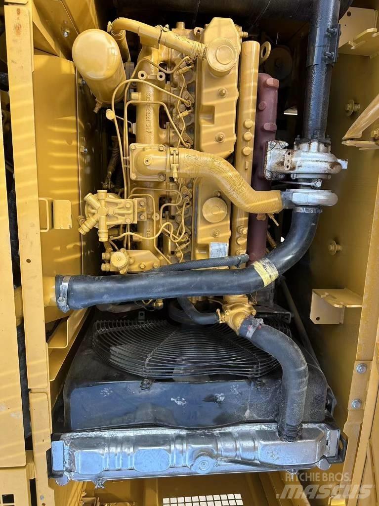 CAT 320 C L 履带挖掘机