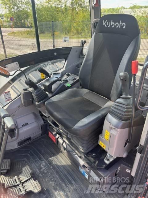 Kubota KX 060-5 小型挖掘机