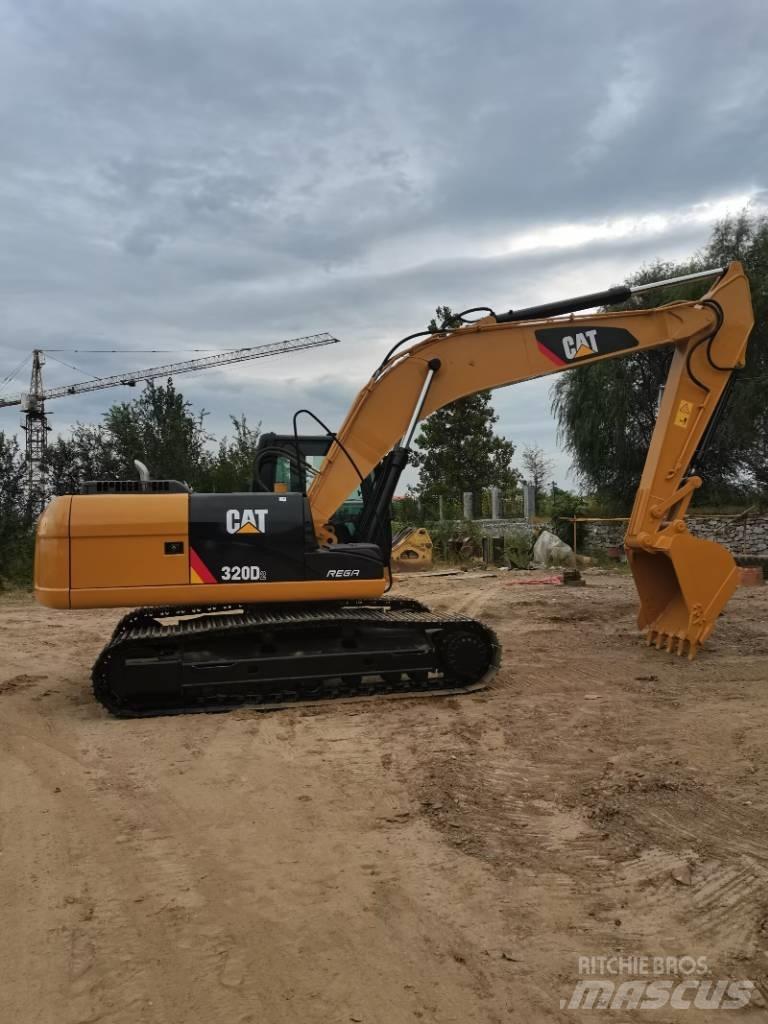 CAT 320 D 履带挖掘机