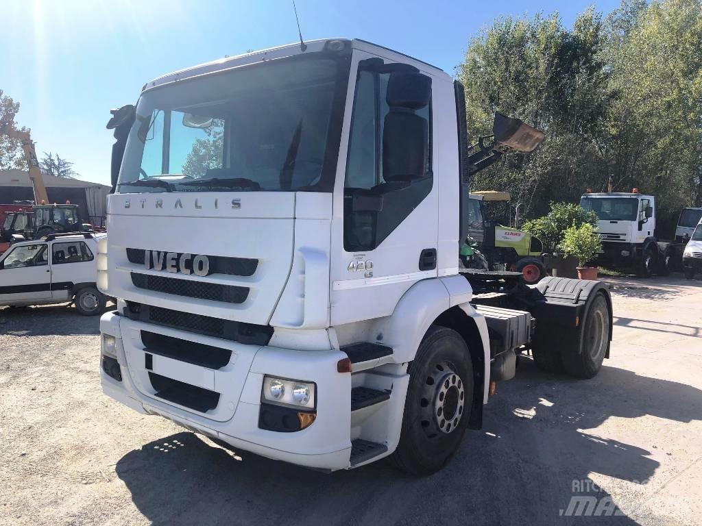 Iveco Stralis 420 牵引车