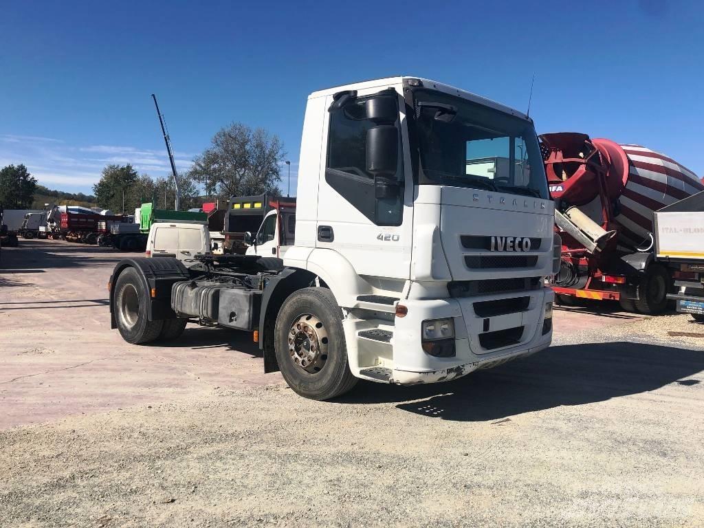 Iveco Stralis 420 牵引车