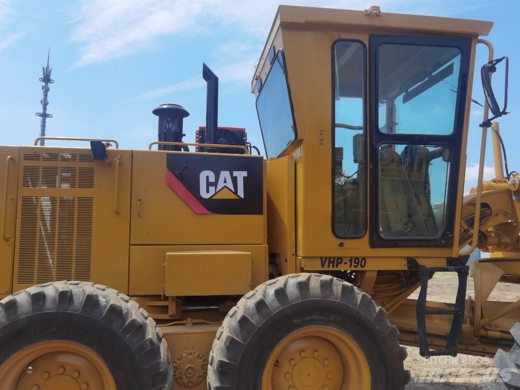 CAT 140 K 平地机/推土机