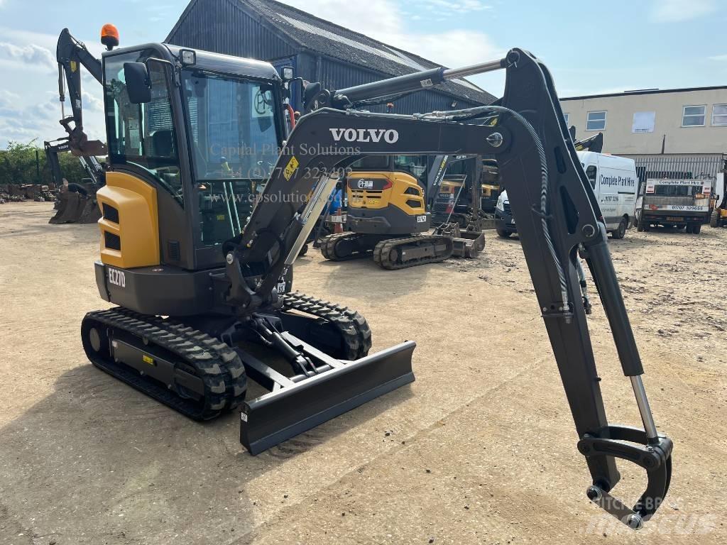 Volvo EC 27 D 小型挖掘机