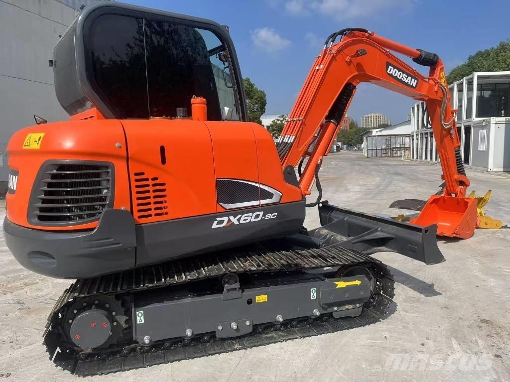 Doosan DX 60-9 C 履带挖掘机